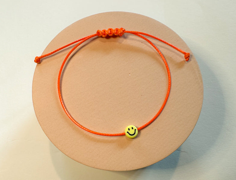 Orange Smiley Armband - Nylon & Perlen Armband