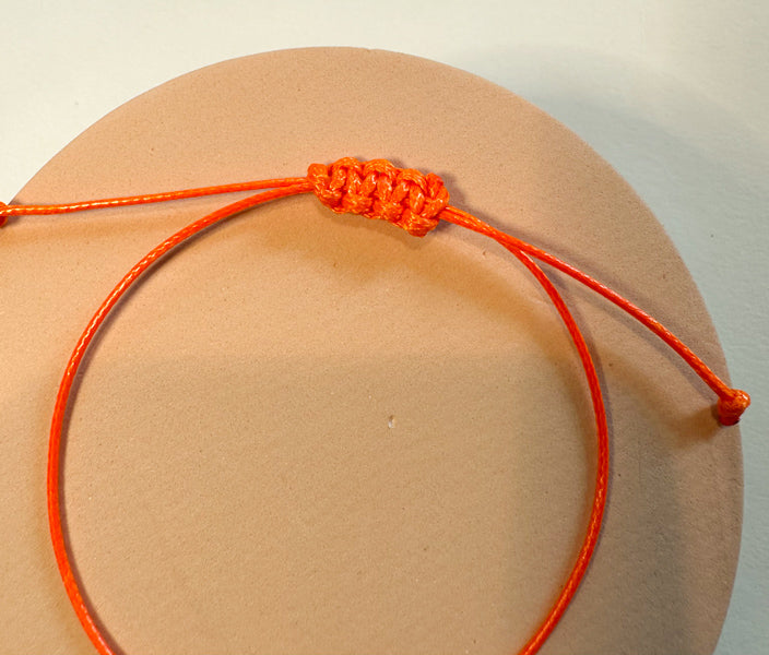 Orange Smiley Armband - Nylon & Perlen Armband